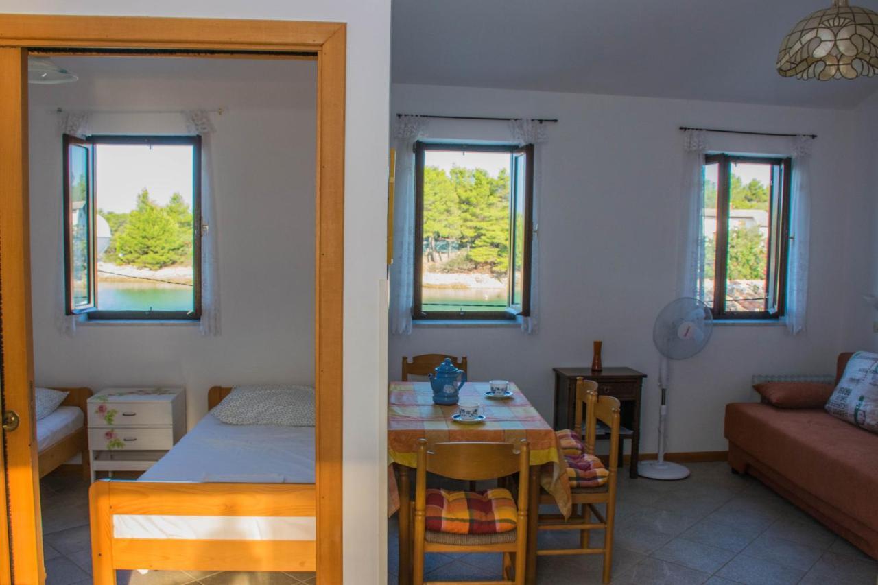 Holiday House Punta Blue & Orange 5M From The Sea, Island Cres Пунта-Крижа Экстерьер фото