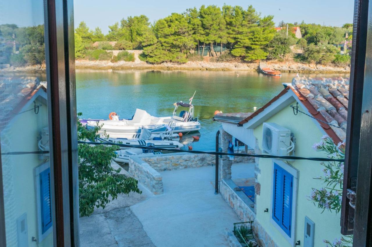 Holiday House Punta Blue & Orange 5M From The Sea, Island Cres Пунта-Крижа Экстерьер фото