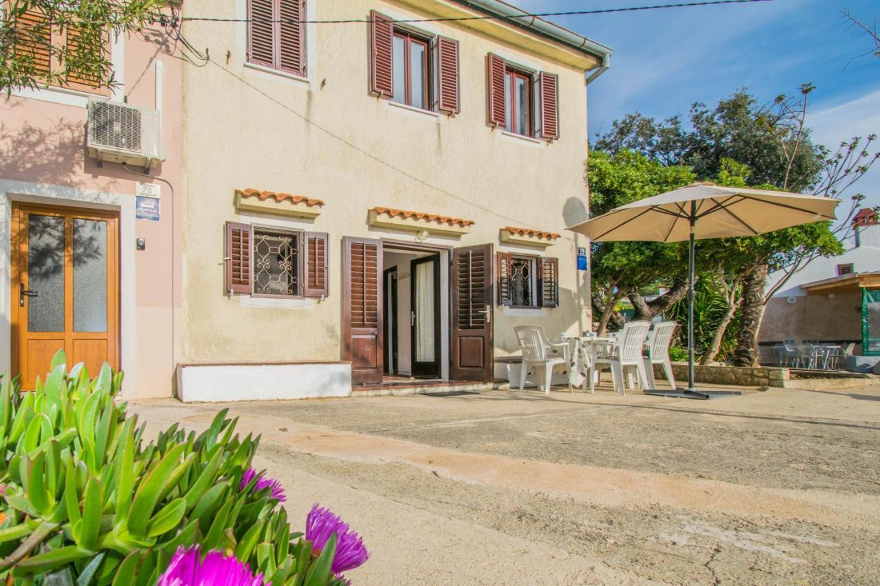 Holiday House Punta Blue & Orange 5M From The Sea, Island Cres Пунта-Крижа Экстерьер фото