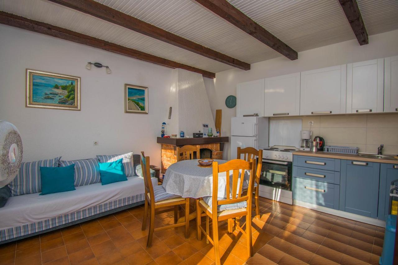 Holiday House Punta Blue & Orange 5M From The Sea, Island Cres Пунта-Крижа Экстерьер фото
