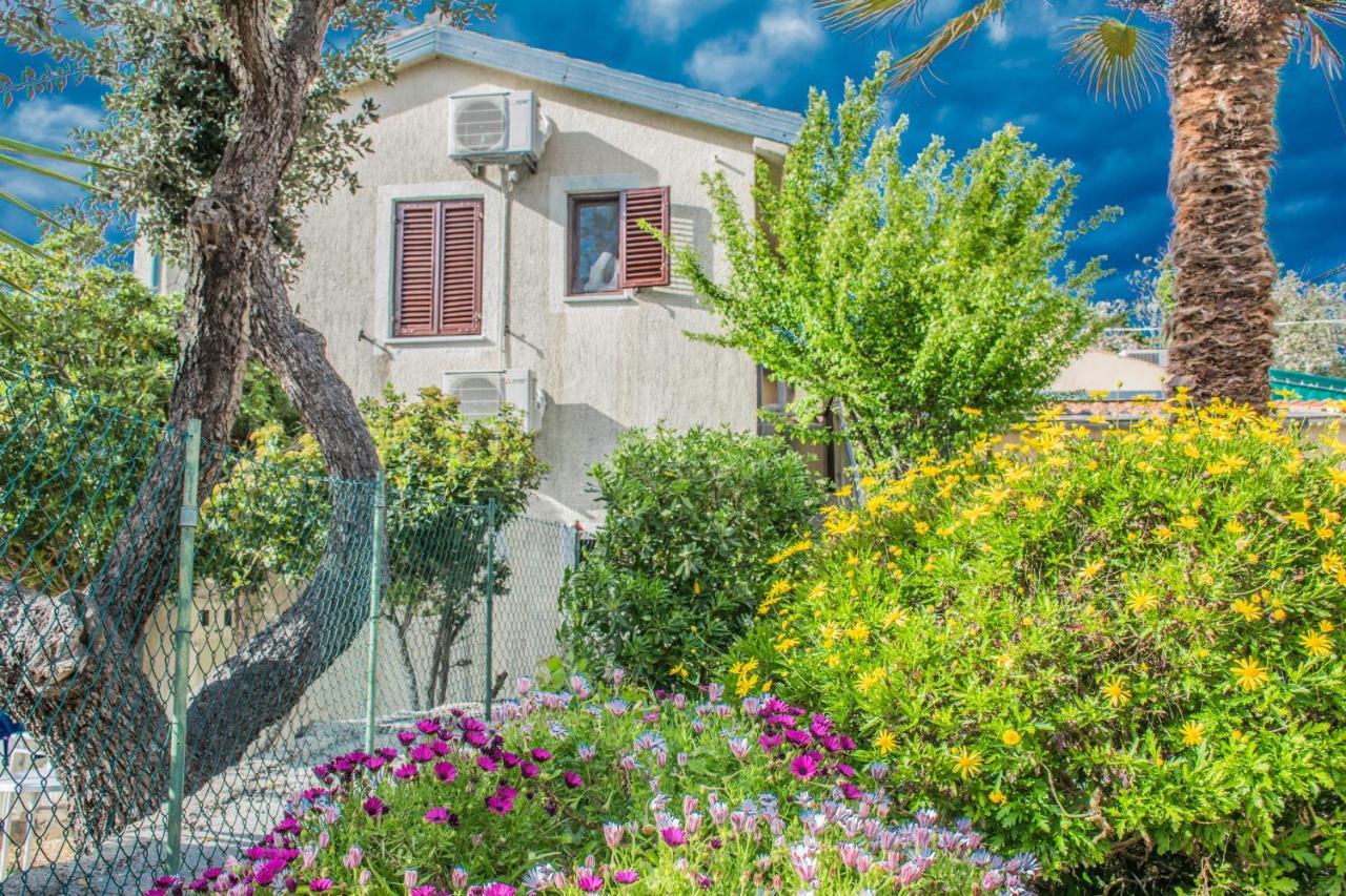 Holiday House Punta Blue & Orange 5M From The Sea, Island Cres Пунта-Крижа Экстерьер фото