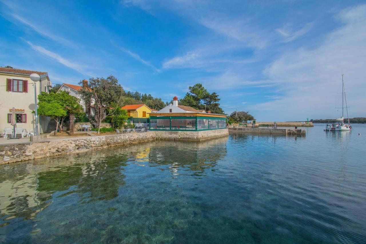 Holiday House Punta Blue & Orange 5M From The Sea, Island Cres Пунта-Крижа Экстерьер фото